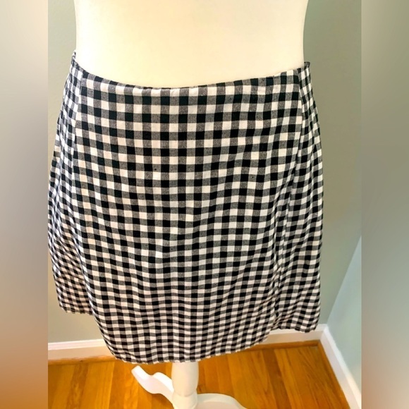 SHEIN black/white checked mini skirt, size M - Picture 1 of 4